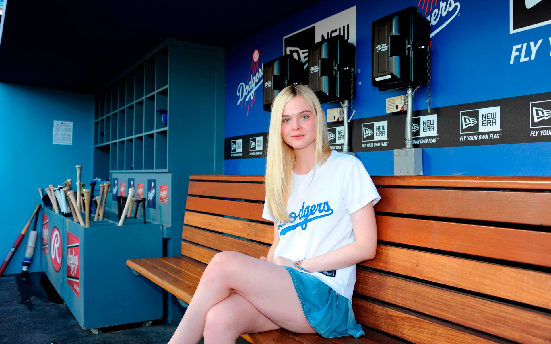 ellie fanning el fanning actrice jambes jupe pom-pom girl