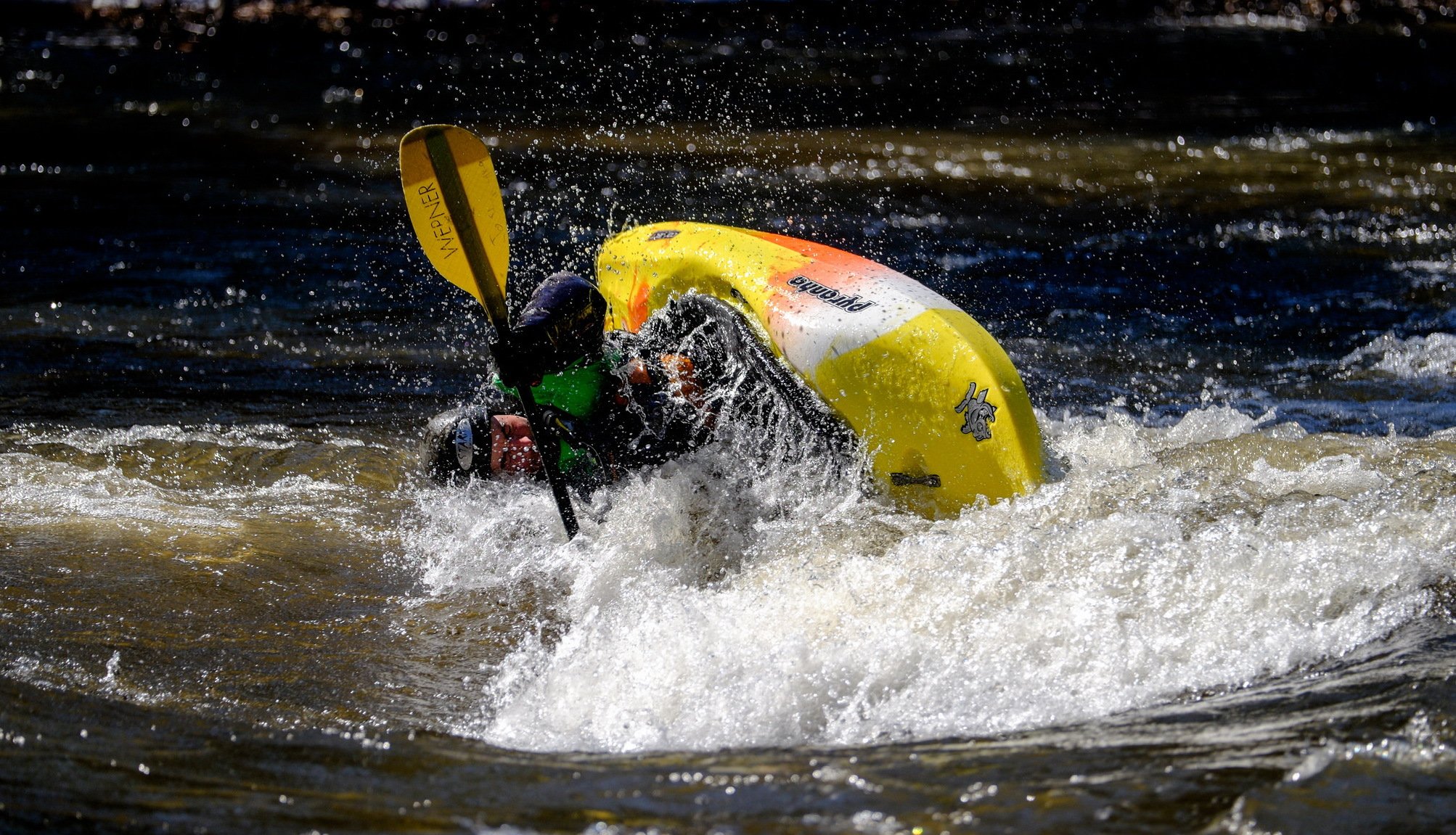 barco corriente deportes