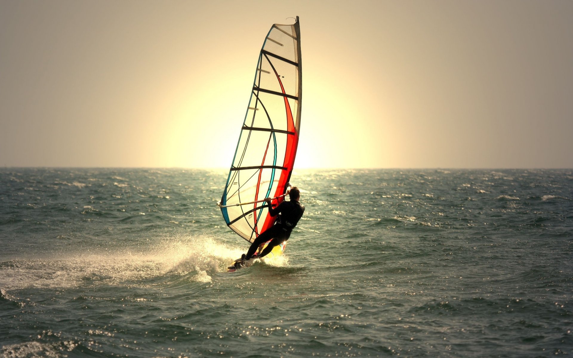 windsurfing sprzęt woda człowiek