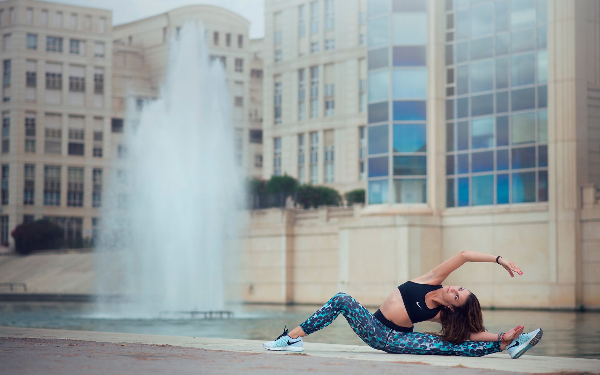 melanie coer turnerin anmut stretching