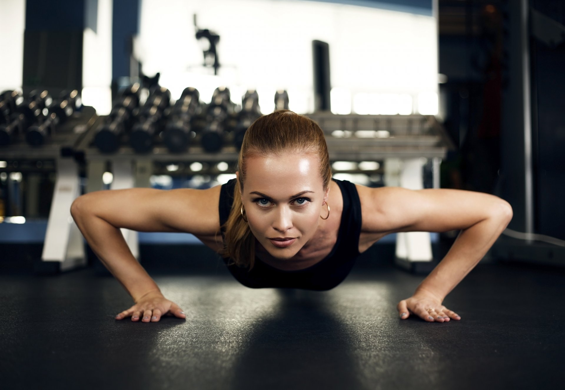 entrenamiento flexiones fitness gimnasio