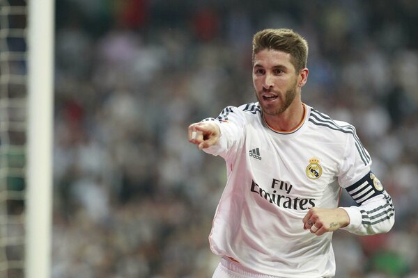 Real Madrid Sergio en el campo