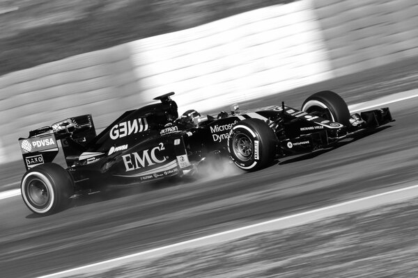 Auto da corsa in pista. Roman Grosjean