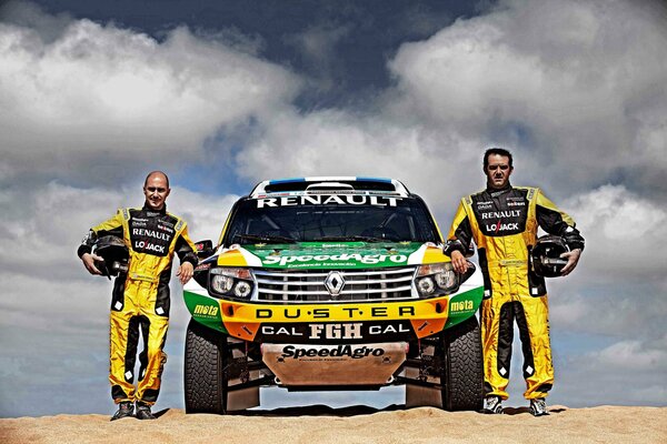 Zwei Fahrer bei der Rallye Dakar 2014