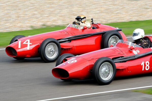 Gara automobilistica su maserati 250f