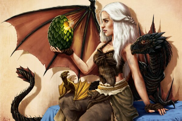 Immagine di Daenerys dal gioco di pristolov con un uovo di drago in mano