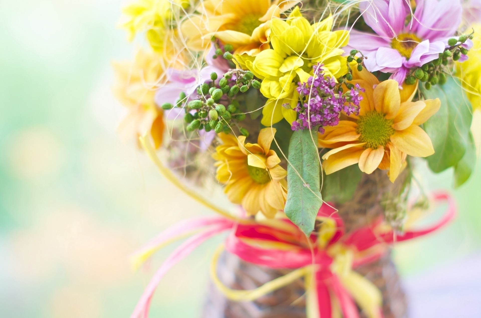 bouquet chrysanthemum torment flower composition