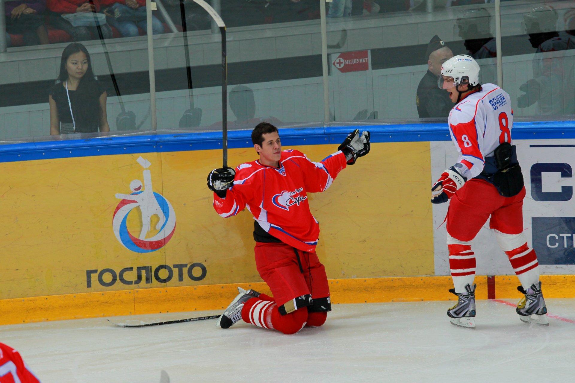 sotchi 2014 hockey charité match avec la participation des stars de la lnh et des ambassadeurs de sotchi 2014