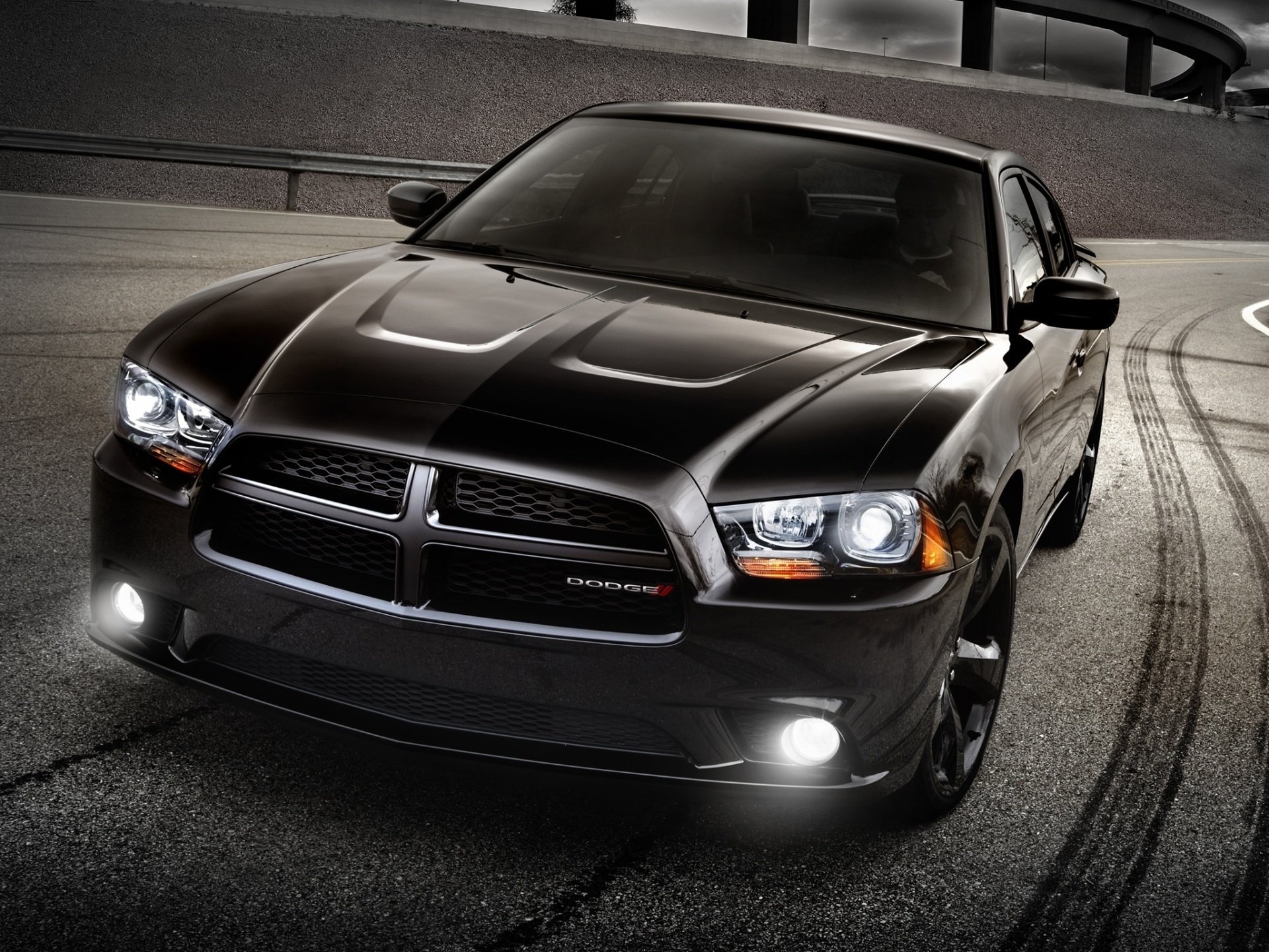 blacktop cargador dodge 2012 charger blacktop dodge frente