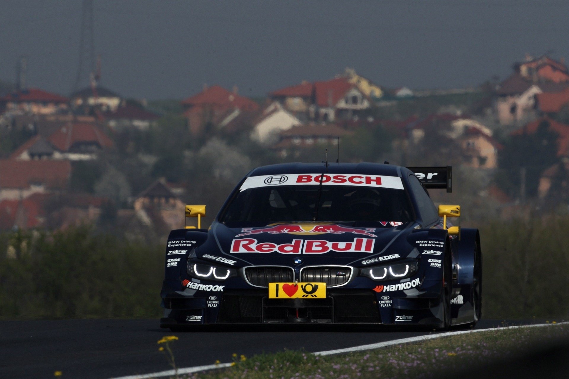 bmw m4 dtm v8 red bull antonio felix da costa