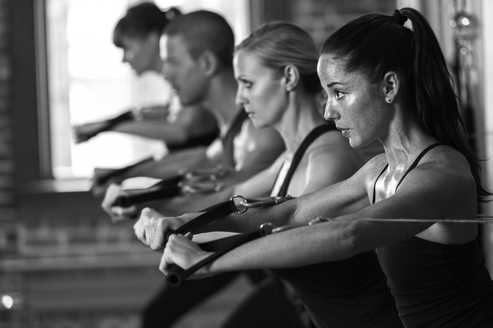 fitness cours de gymnastique blanc et noir