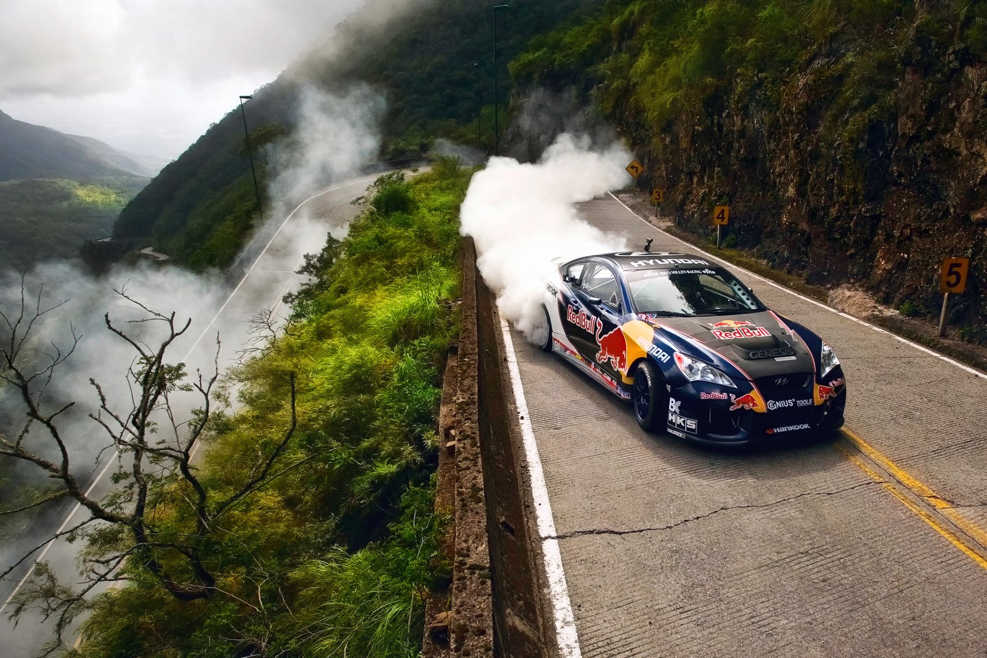 red bull drifting extreme drift brasil coche hyundai polvo humo carretera