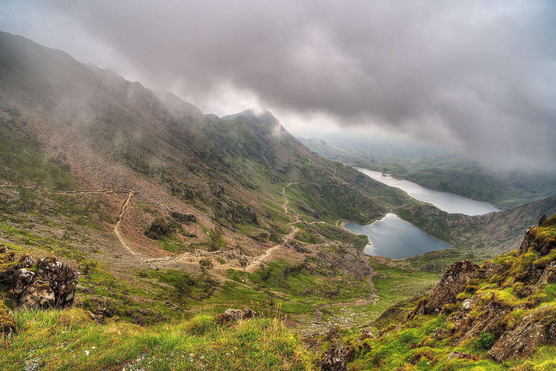 united kingdom lake mountain snowdonia landscape