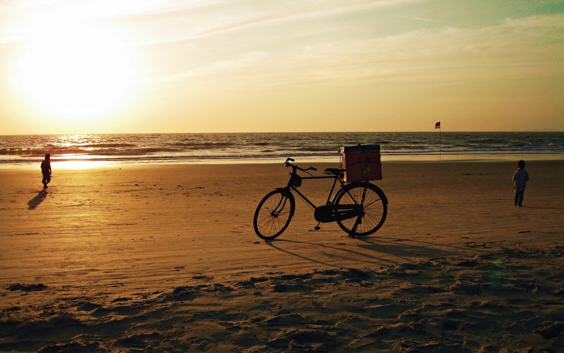 inde plage coucher de soleil vélo océan goa mer sable