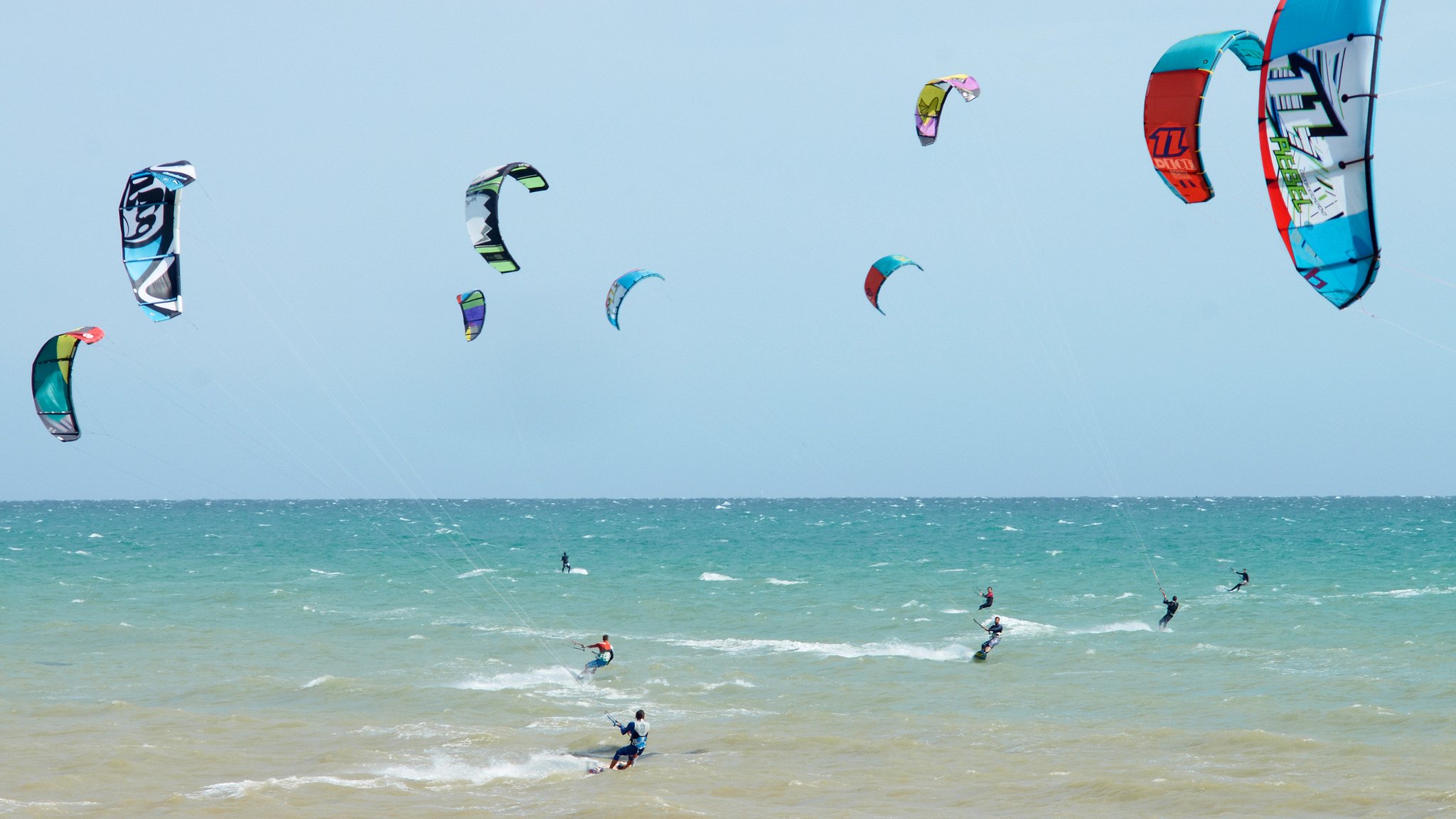 kitesurfing niebo morze wiatr spadochron deska