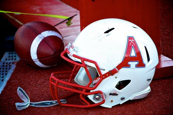 Casco da giocatore di football americano