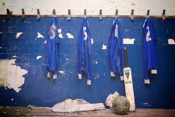 Vestuario deportivo de los futuros Campeones