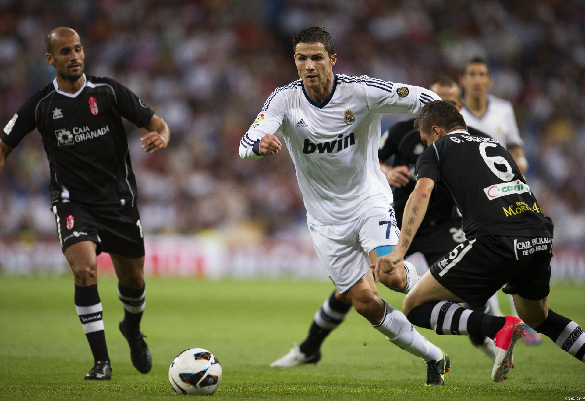 cristiano ronaldo ronaldo cristiano ronaldo ronaldo uniforme real madrid futbolista jugador fútbol