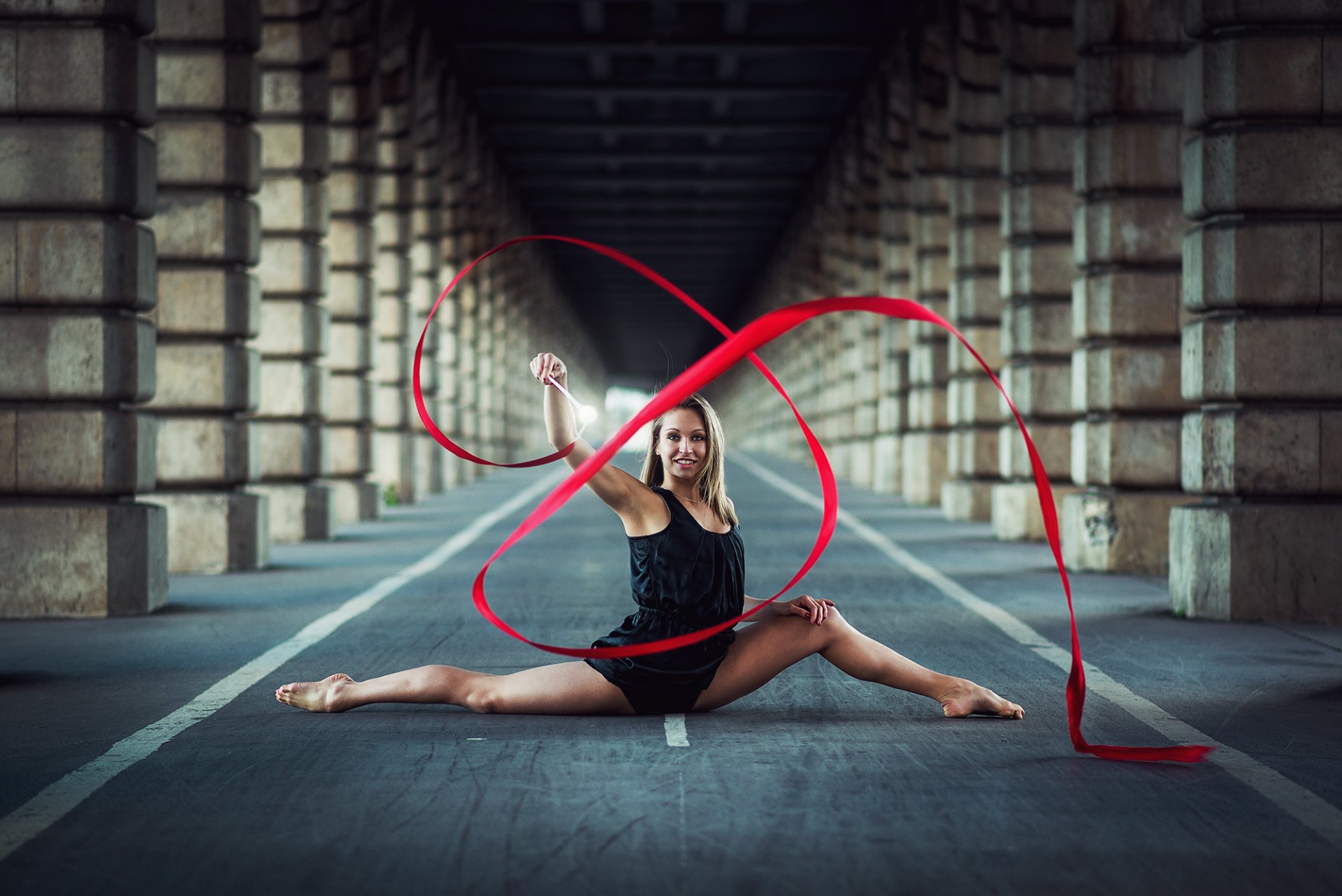 fille gymnaste bande