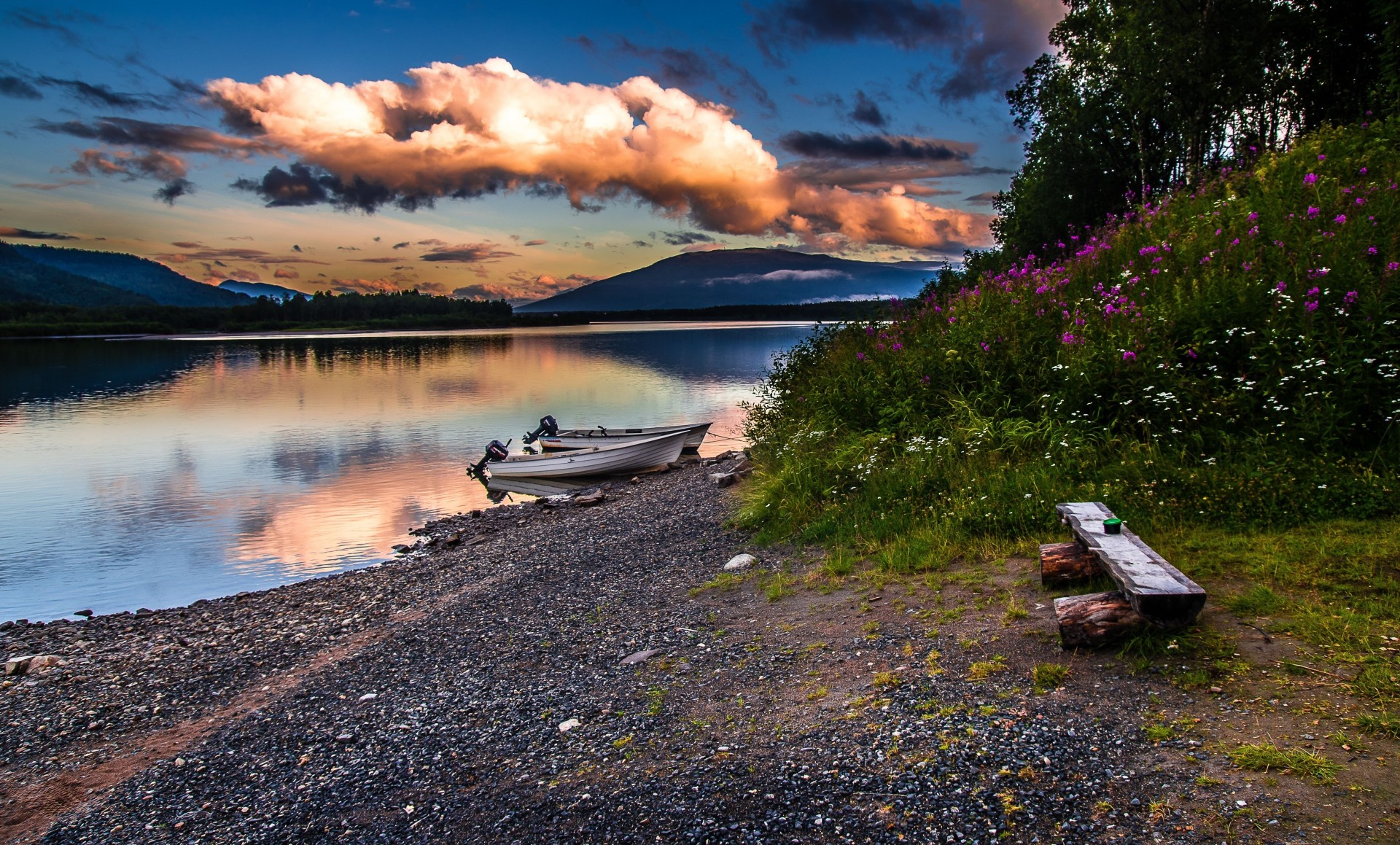 bateaux paysage rivière banc