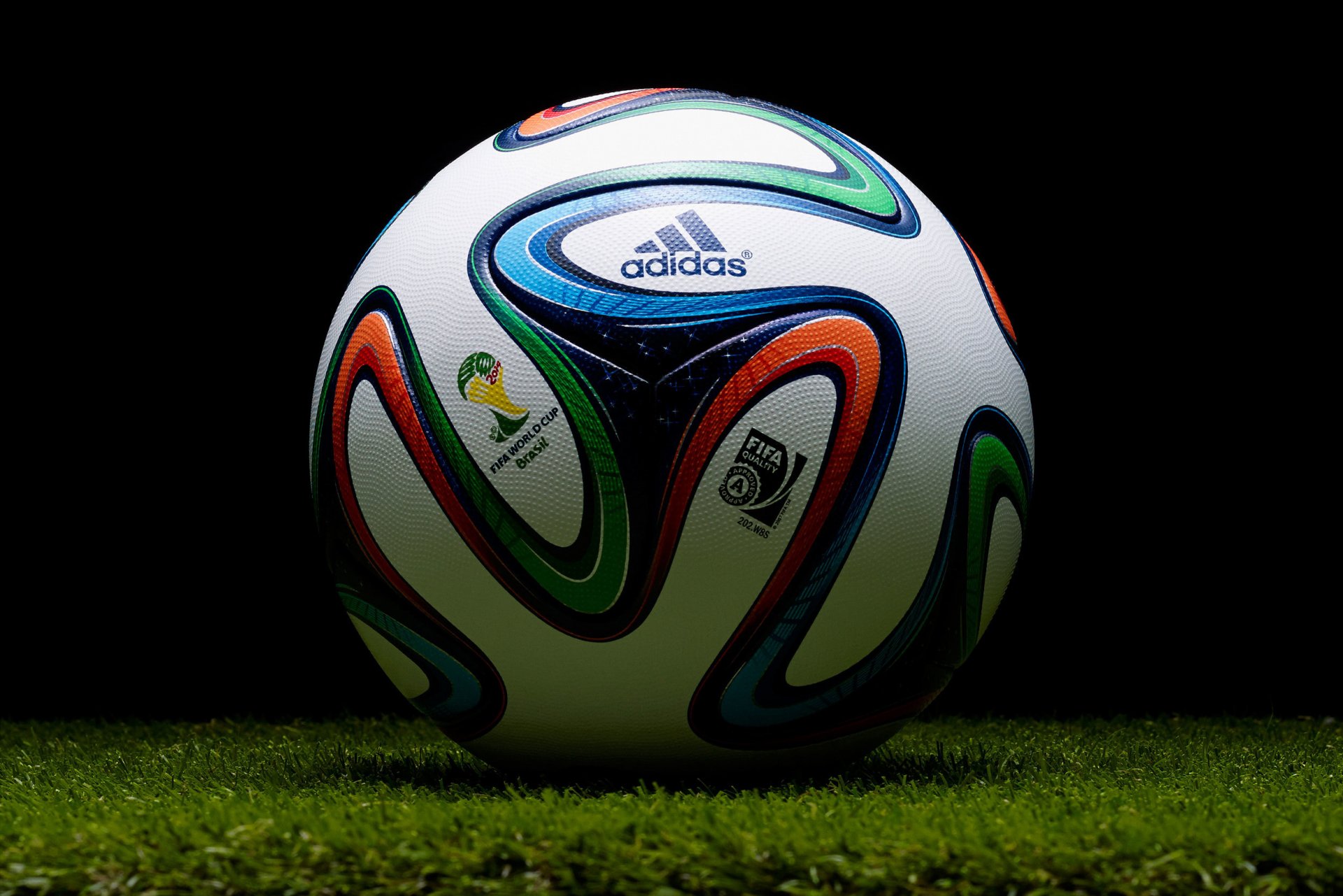 adidas brazuca 2014 coupe du monde football fond d écran balle