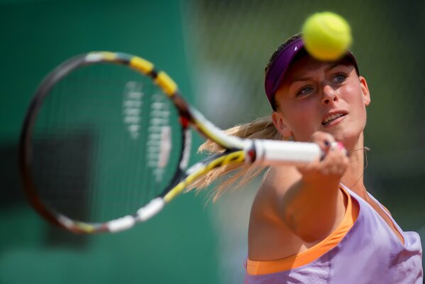 Aha Bogdan in a game of tennis