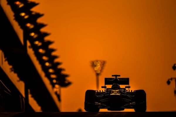 Coche de fórmula 1 en Abu Dhabi