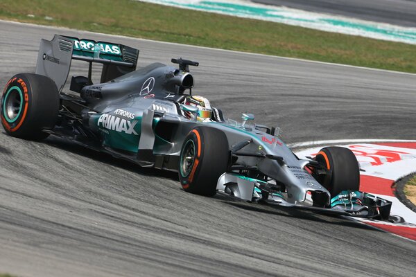 Lewis Hamilton en course. Mercedes