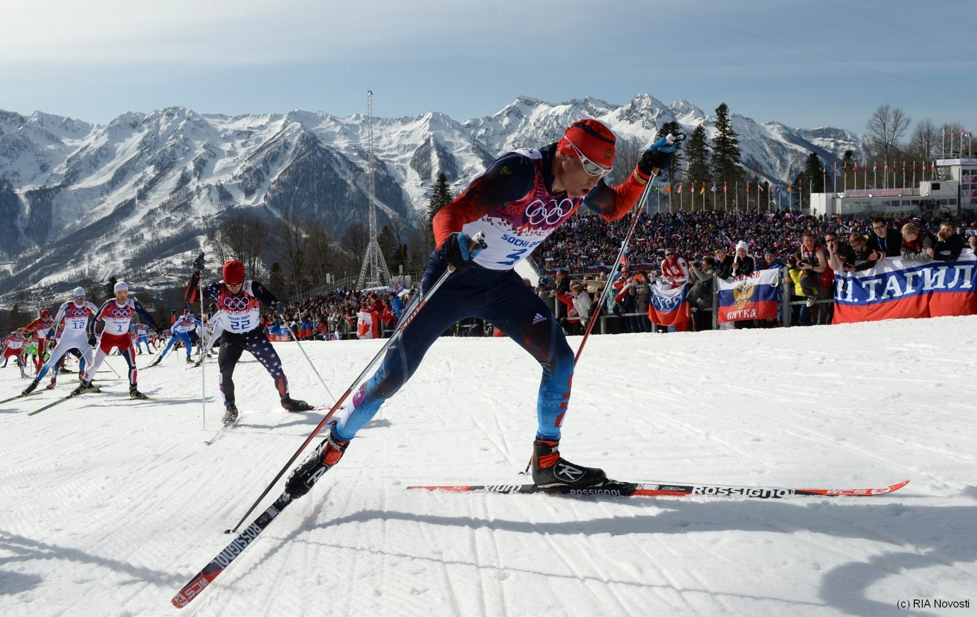 alexander legkov lanzamiento de masas rusia sochi 2014 juegos olímpicos estilo libre montañas nieve esquí