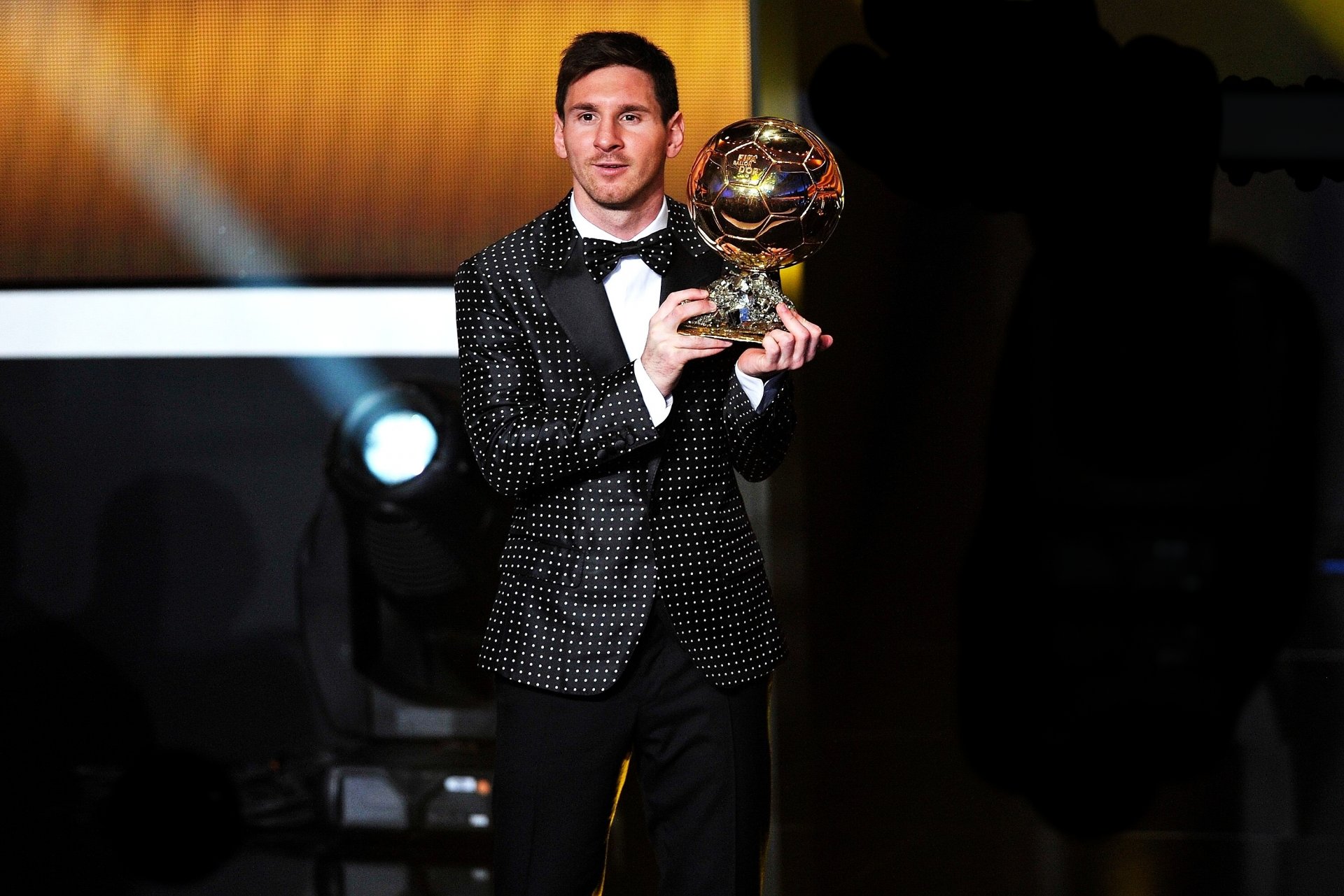 lionel messi leone leo ballon d or 2012 premi calciatore stella fc barcelona barcellona sport calcio