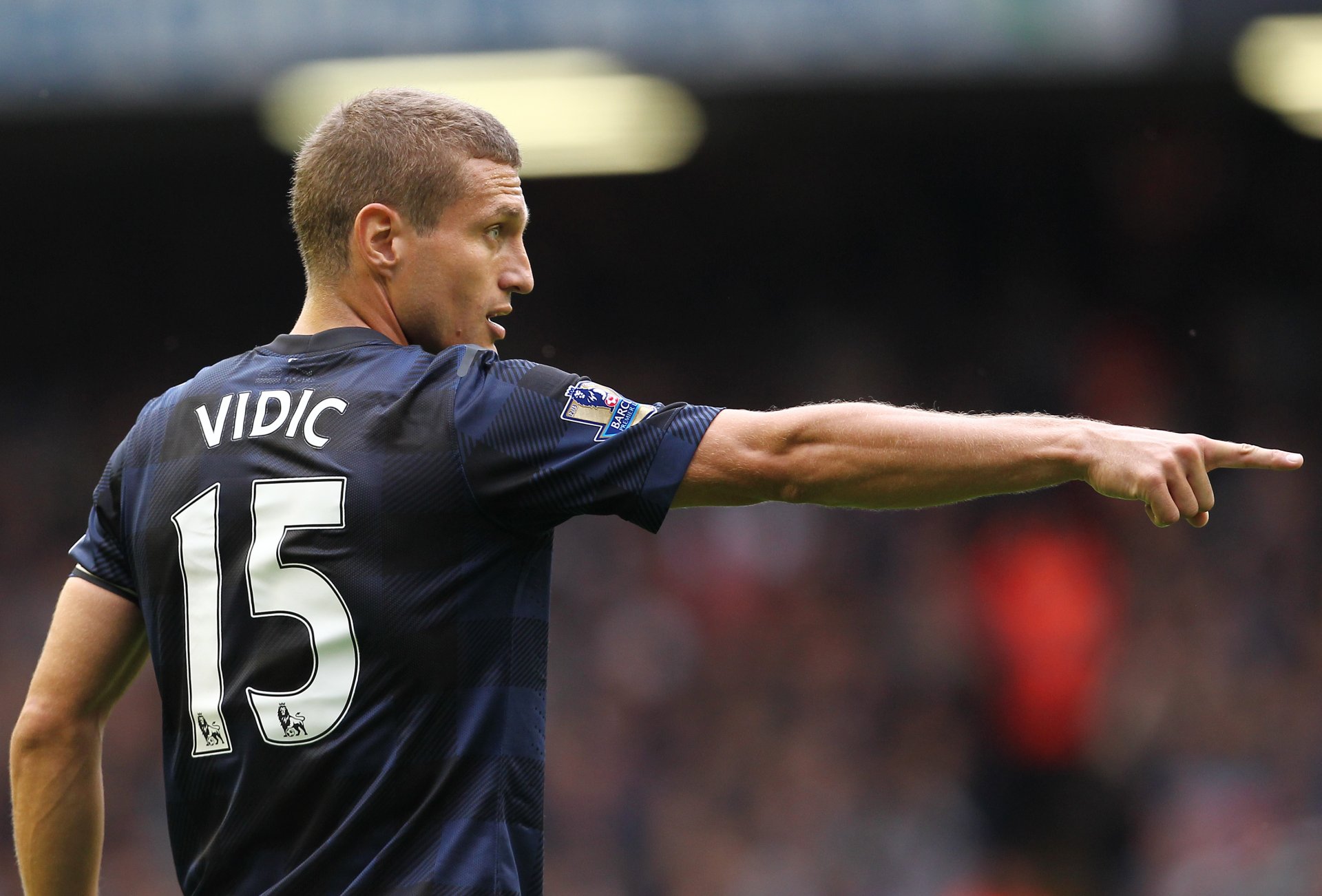 vidic mu estrella fútbol manchester united 13/14 old trafford