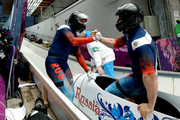 Notre équipe au tournoi de bobsleigh