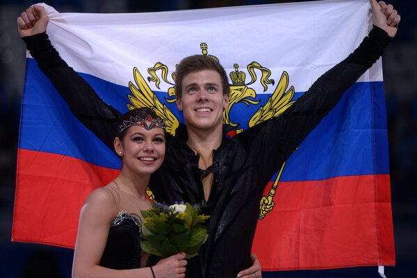 Elena Ilyinykh, Nikita Katsalapov on figure skating in Sochi