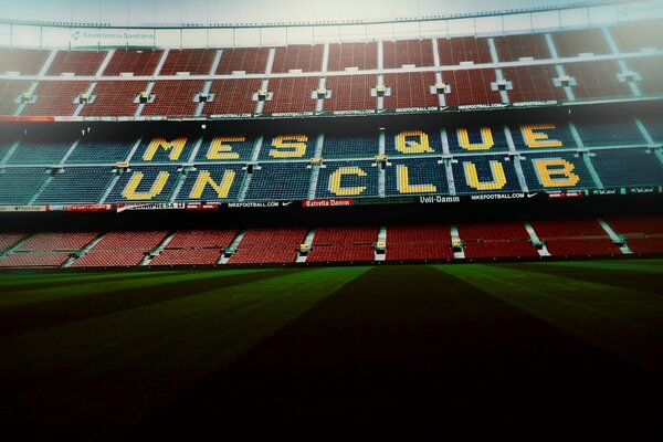 Camp Nou allo stadio di calcio di Barcellona