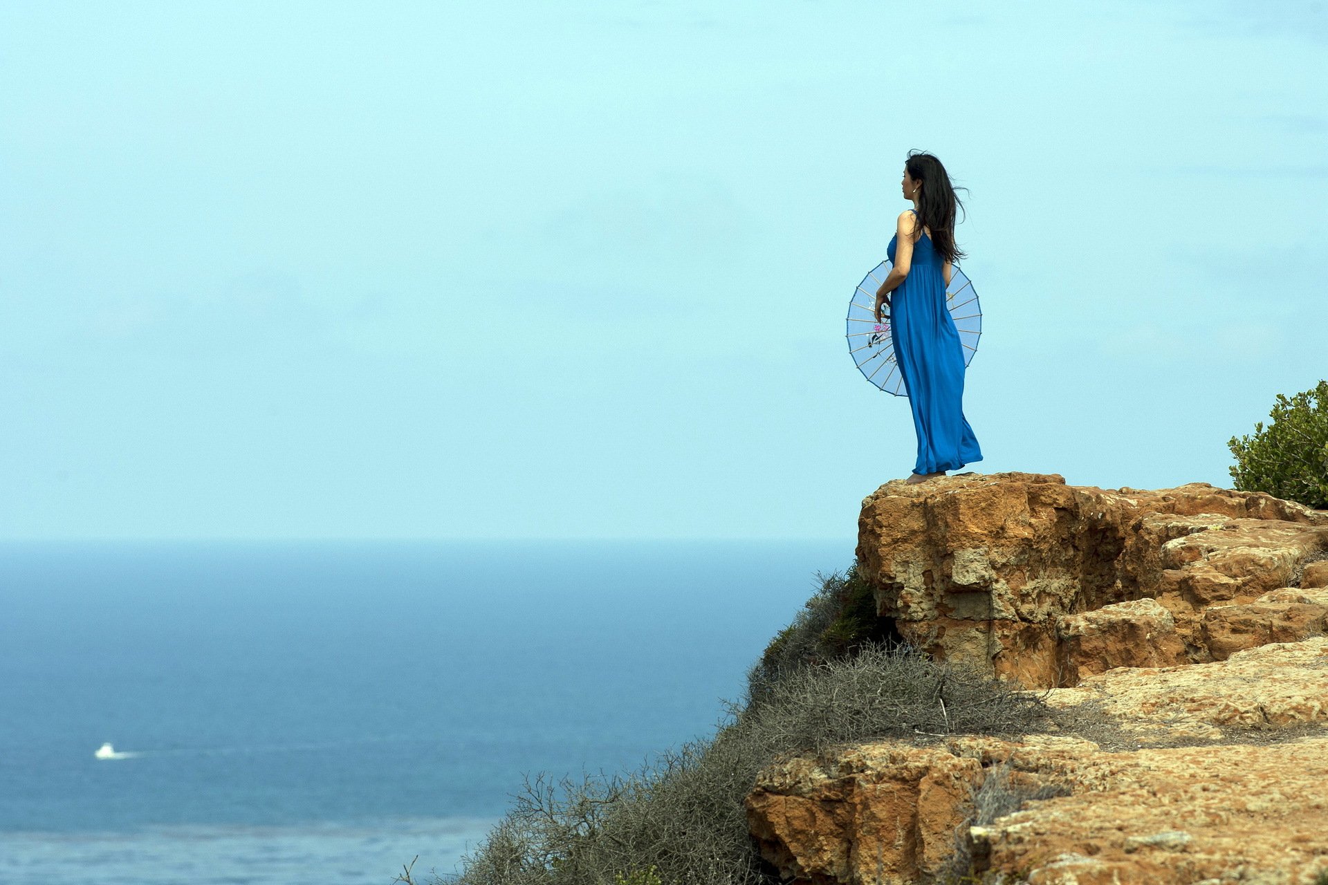 ragazza mare paesaggio ombrello