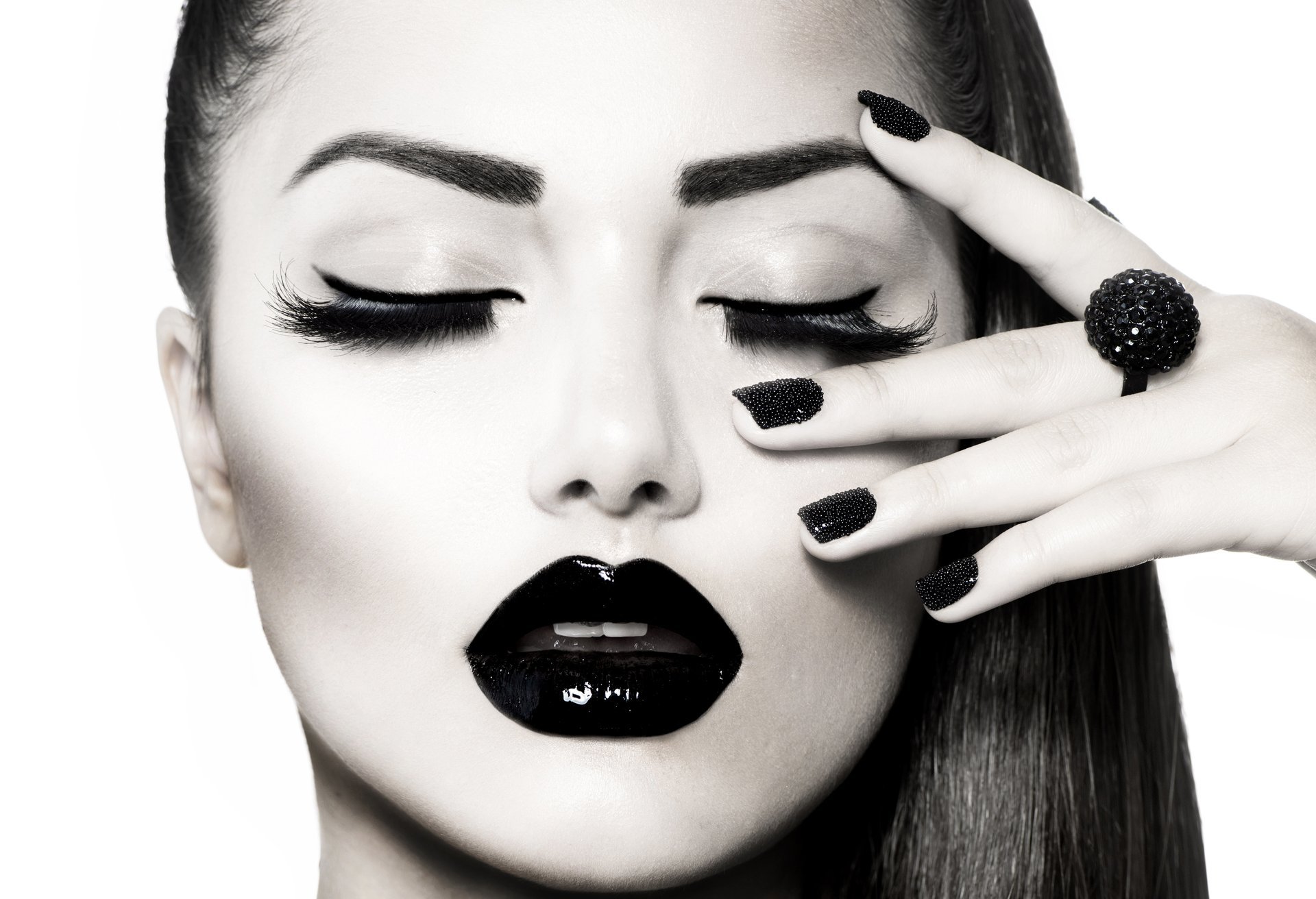 girl black and white make-up lips eyelash hair tail hand ring