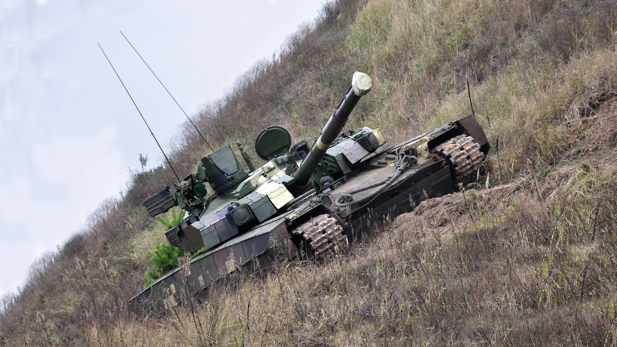 t-84 baluarte equipo militar tanque