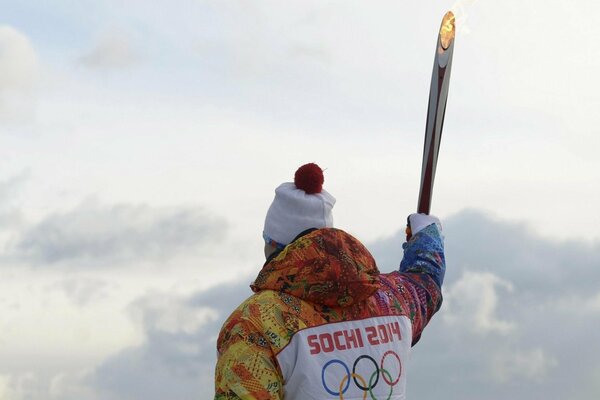 Porte-flambeau aux jeux olympiques de Sotchi 2014
