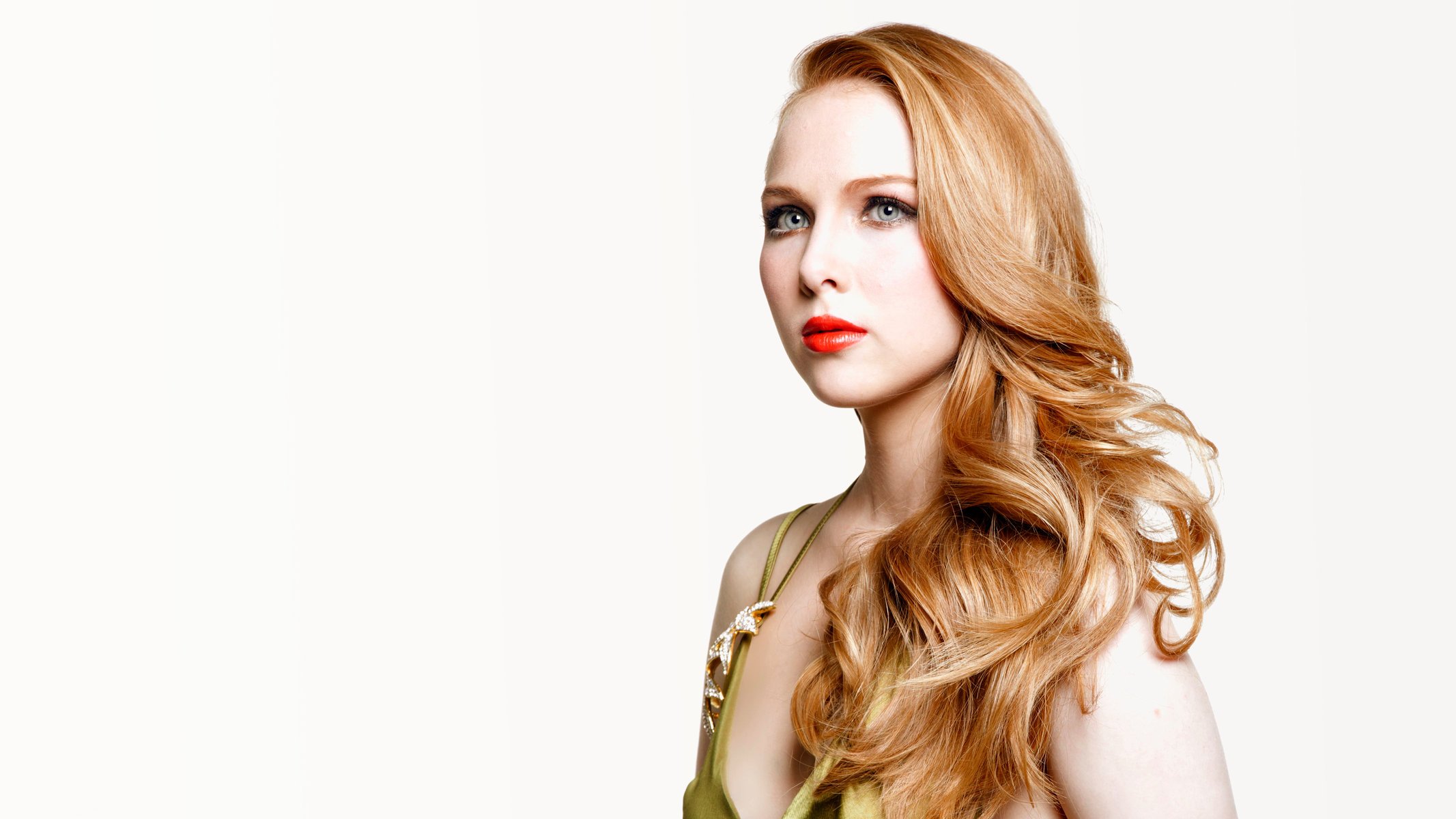 molly s. quinn schloss schloss