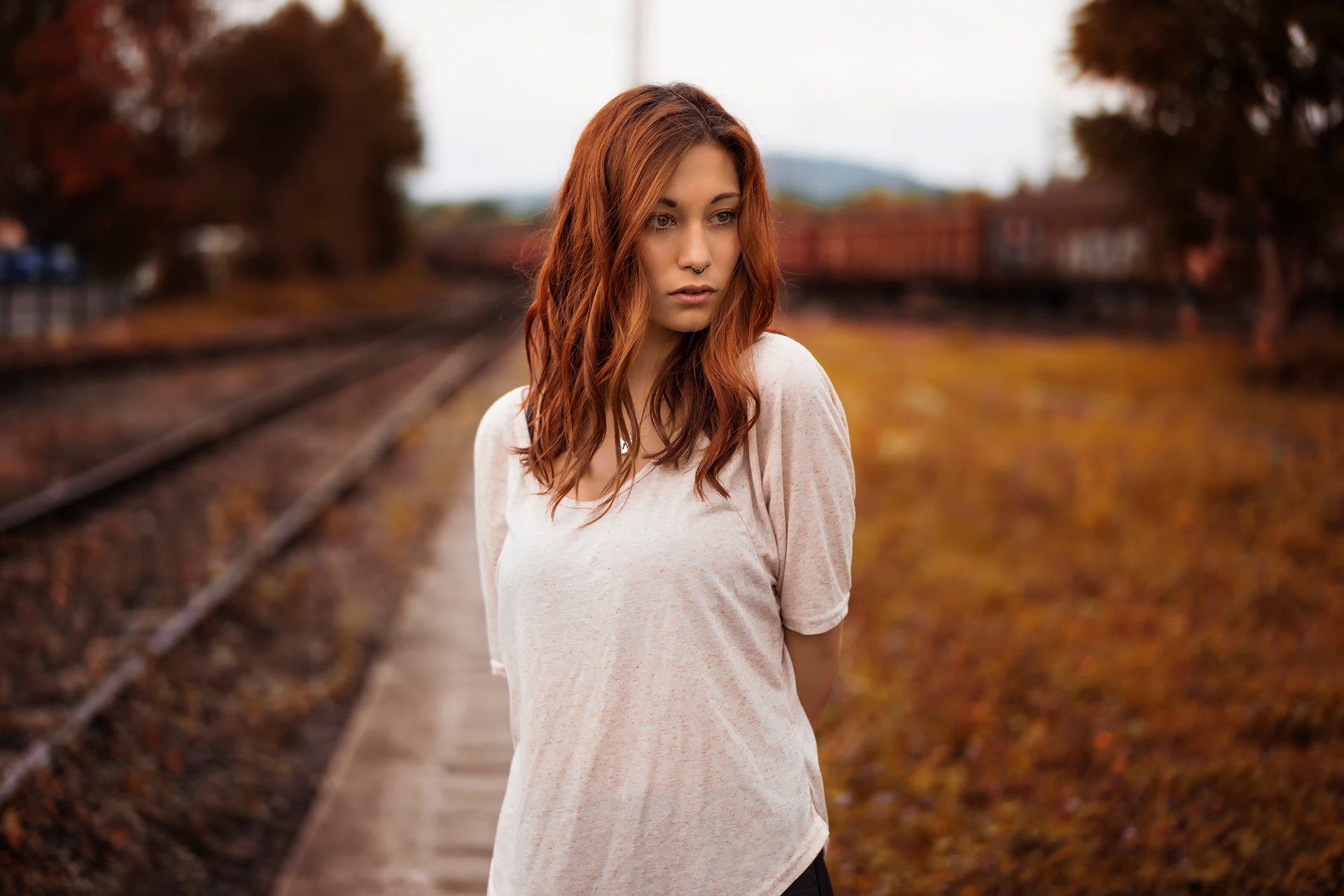 victoria red hair portrait