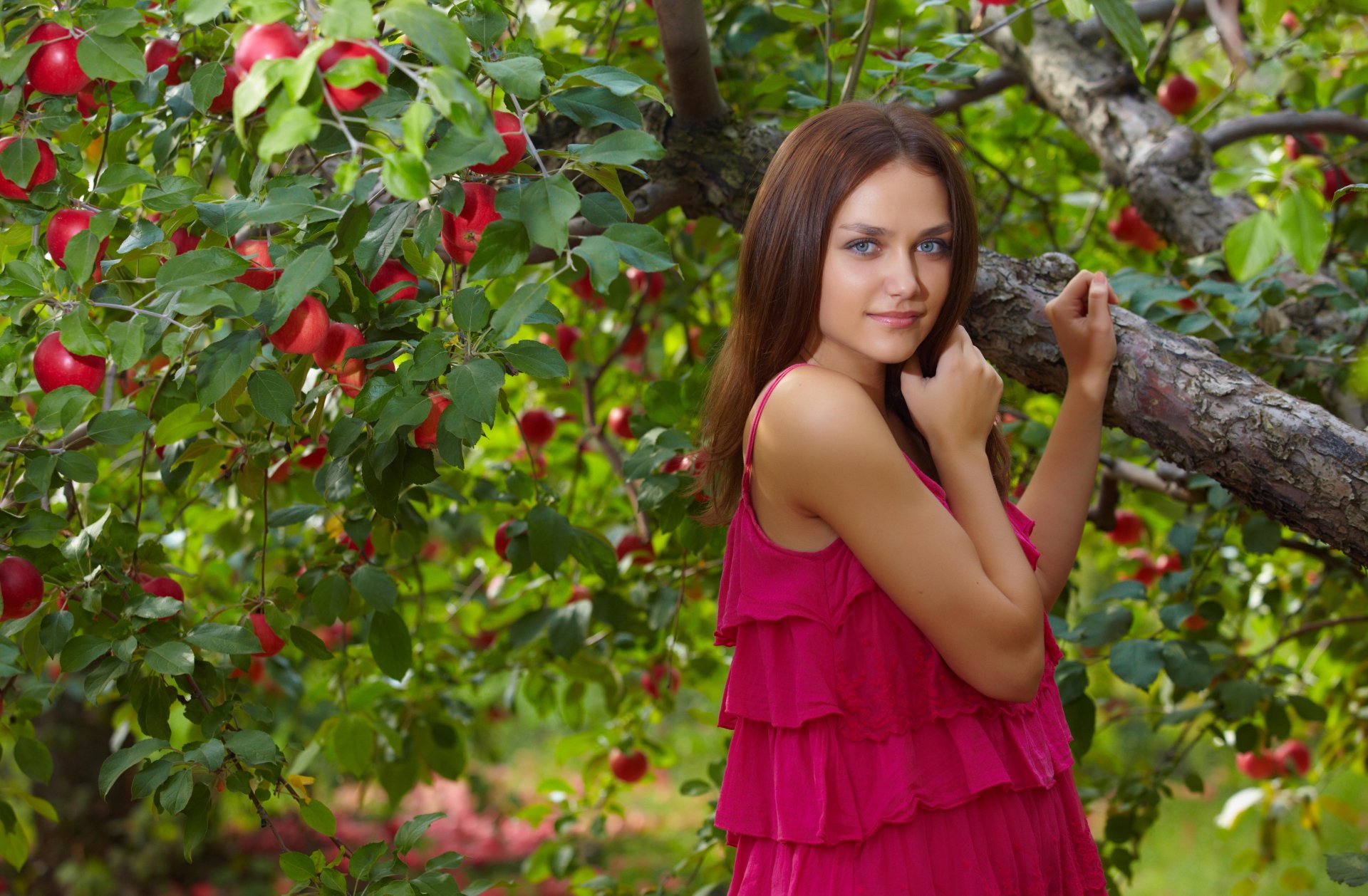 zlatka a modello giardino melo ragazza