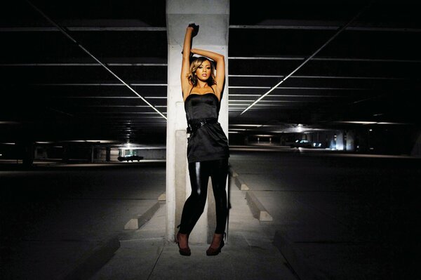 Keri Hilson poses in the parking lot