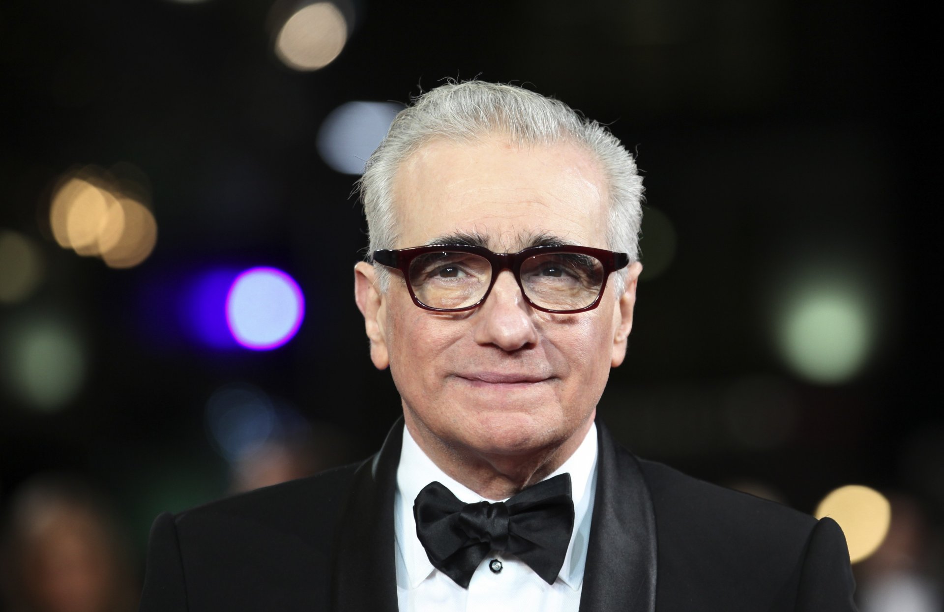 martin scorsese director entrega oscar gafas mariposa