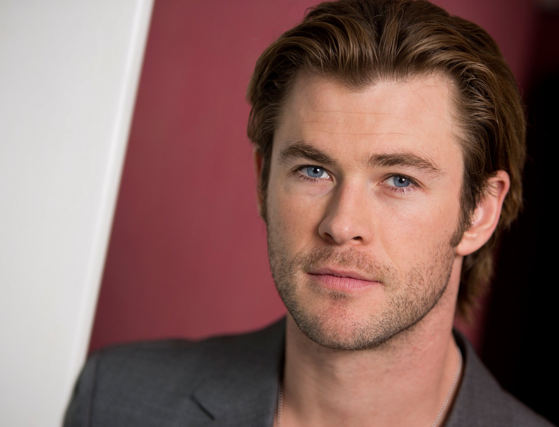 chris hemsworth schauspieler foto nahaufnahme bokeh fotograf brian ah