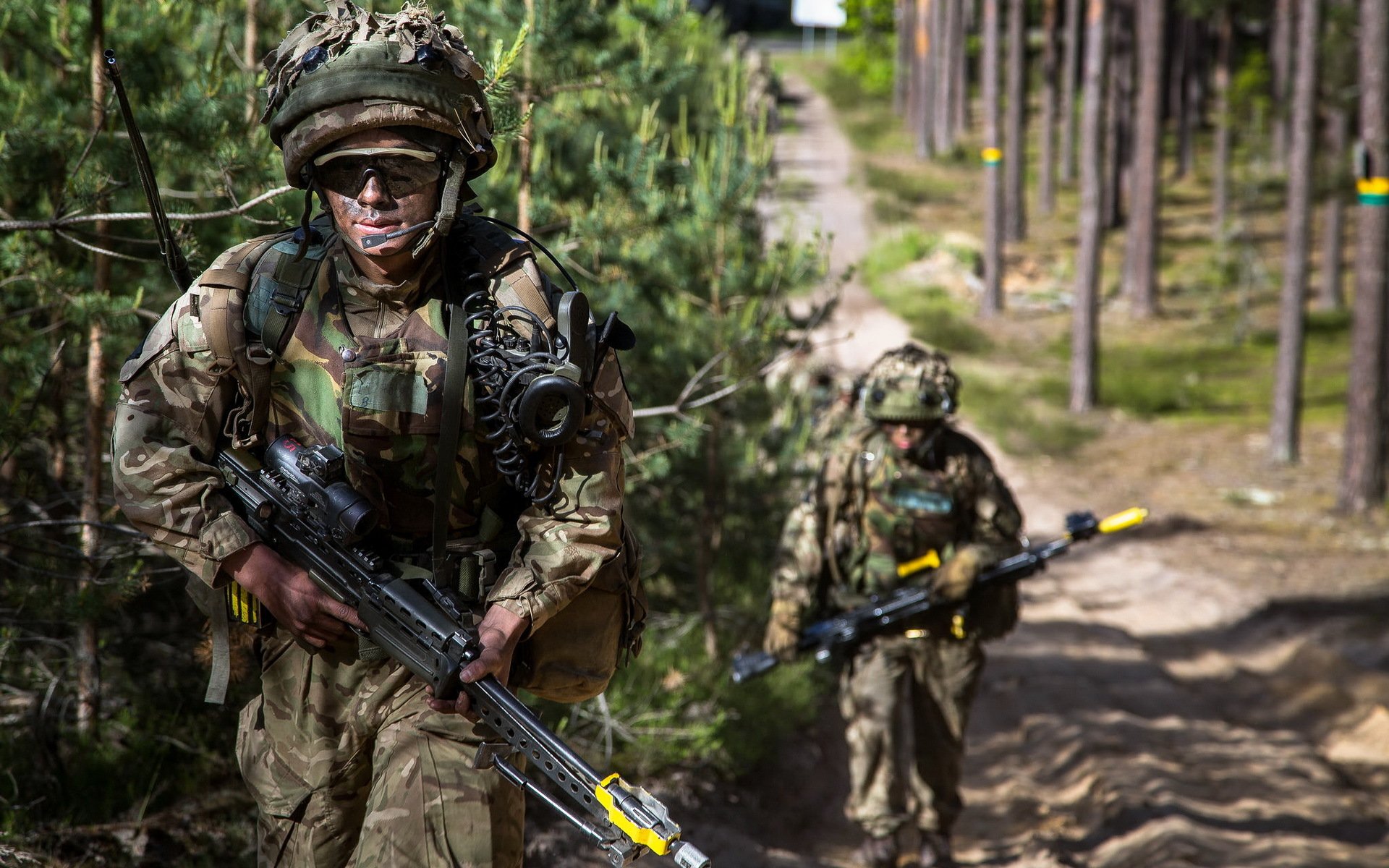 royal gurkha fusils soldats armes