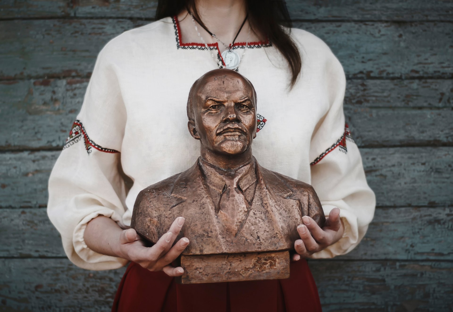 lenin chief bust