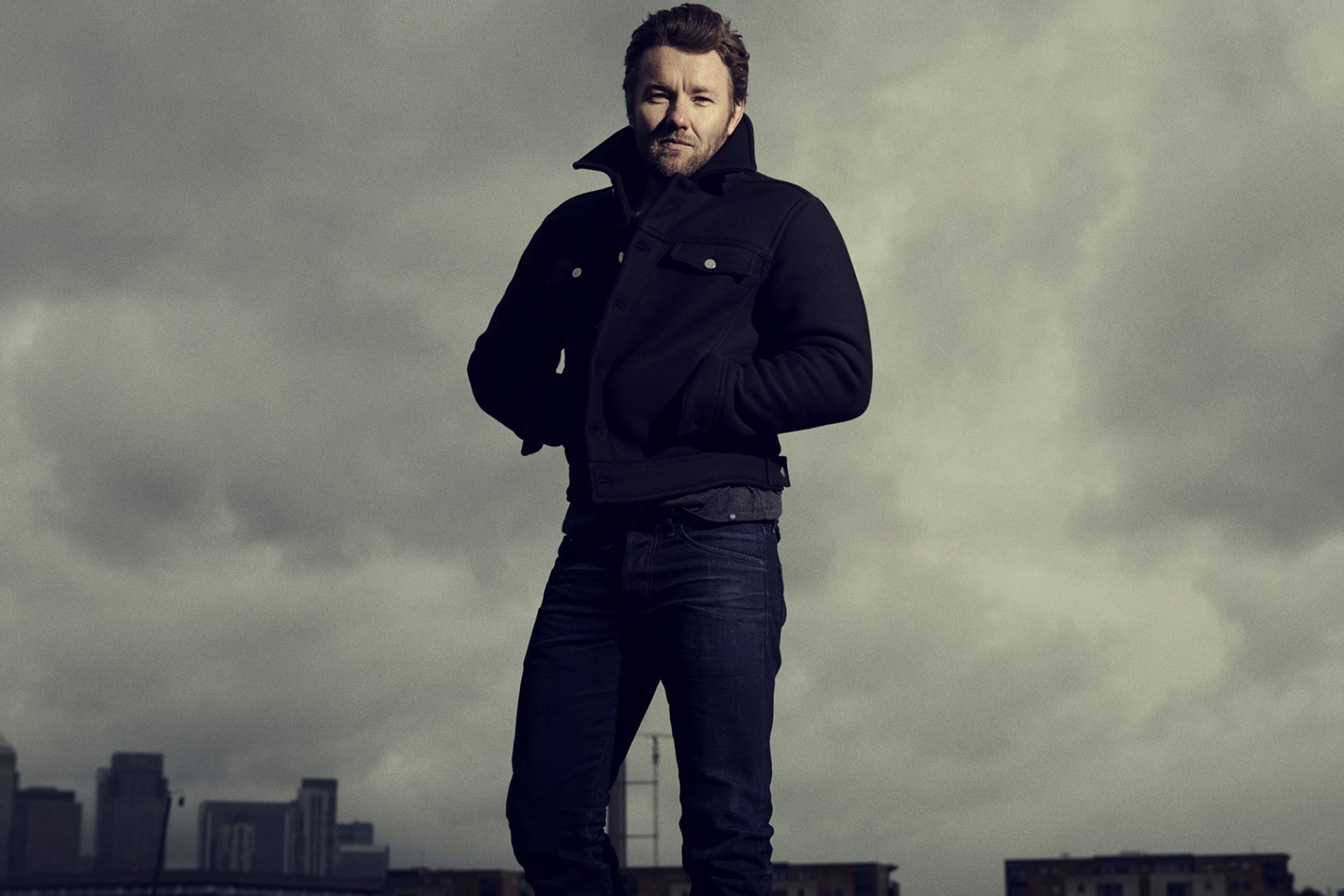 joel edgerton actor jacket jeans night clouds mens health david clerihew