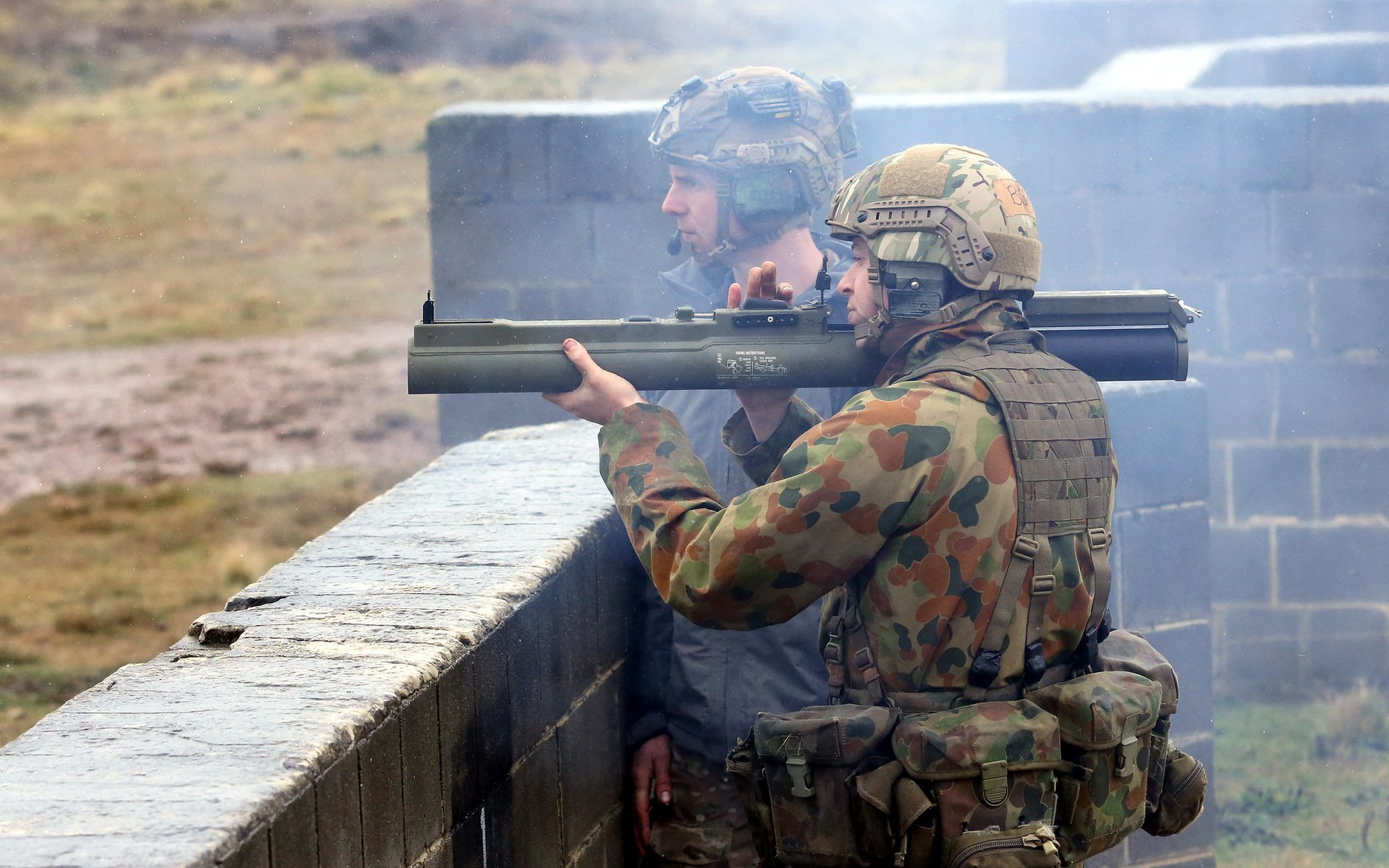 soldaten armee waffen