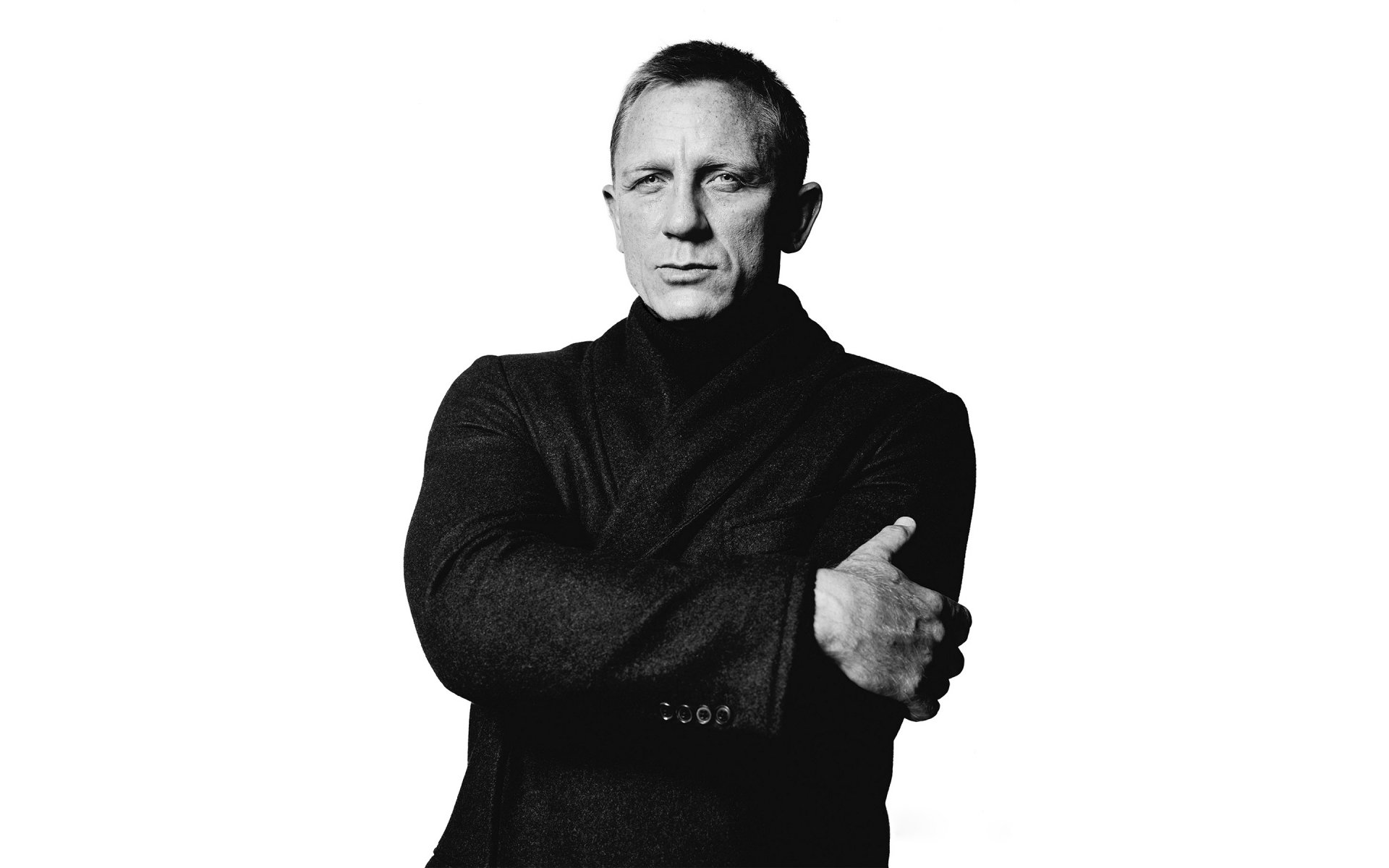 daniel craig daniel craig aktor płaszcz białe tło zdjęcie czarno-białe david bailey 2015 magazyn dujour