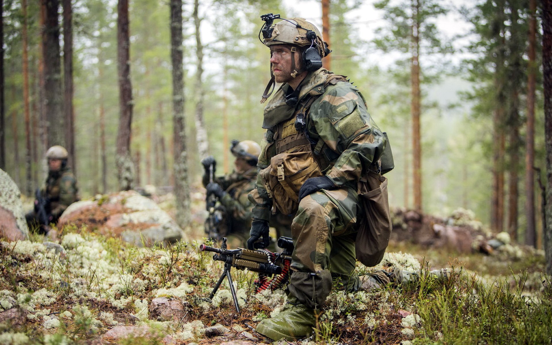 armée norvégienne soldats armes